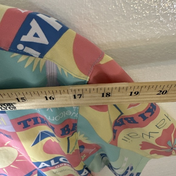 Fresh Prints Brand Hawaiian Shirt Men's Medium Colorful Aloha Tiki Bar Print - Picture 5 of 9